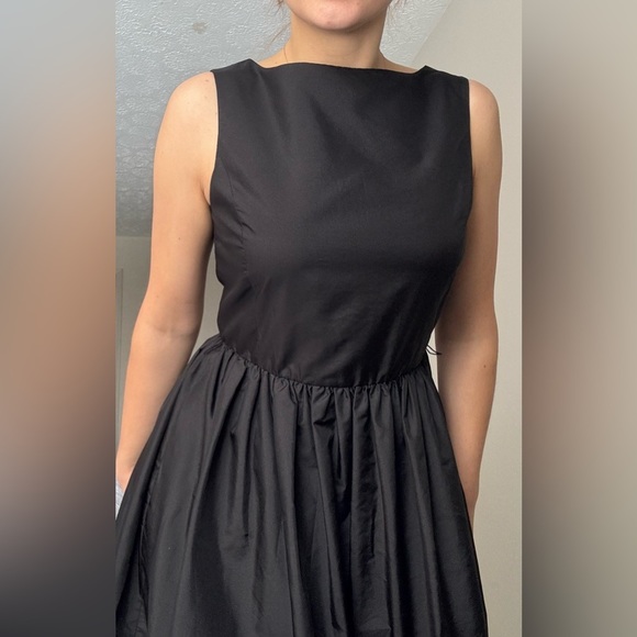 ISAAC Mizrahi Black Sun Dresses, Size 8 - Picture 3 of 11